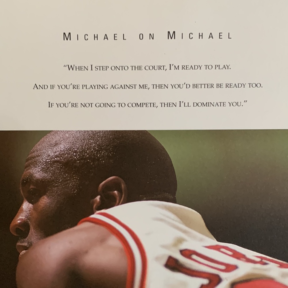 Michael Jordan book RARE AIR - Picture 8 of 16